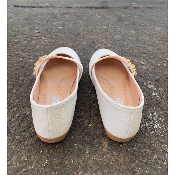 Forever Link Kids White Slip On Ballet Flats - Picture 5 of 6